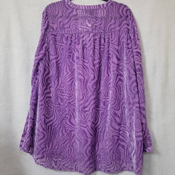 Torrid Tunic Top Velvet Burnout Flowy Sheer Blouse Purple Long Sleeve Sz 2 NWT - Picture 12 of 13